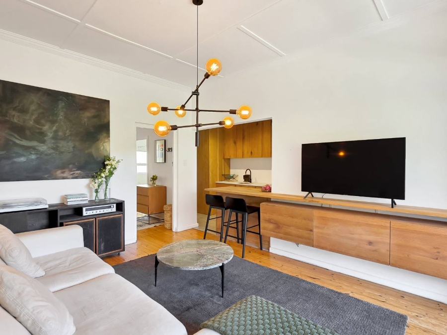 1 Bedroom Property for Sale in Sea Point Western Cape